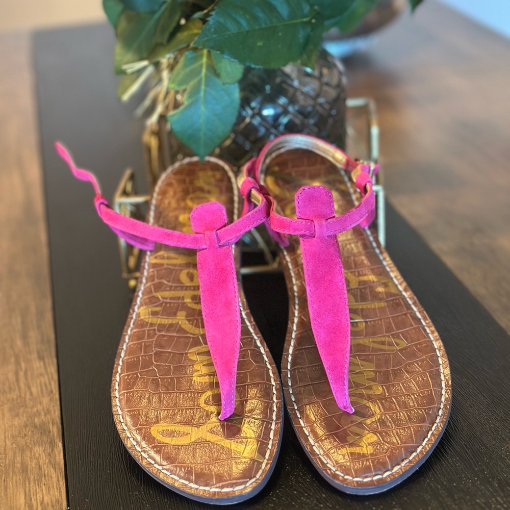 Sam Edelman Fuchsia Suede Sandals